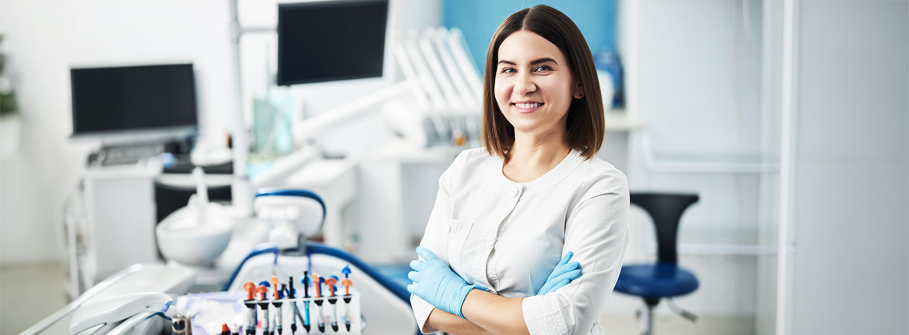 laboratory lady doctor genetic molecular pathology wide